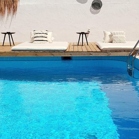 Mira Living Concept Suites Adults Only Kokkini Hani Eksteriør billede