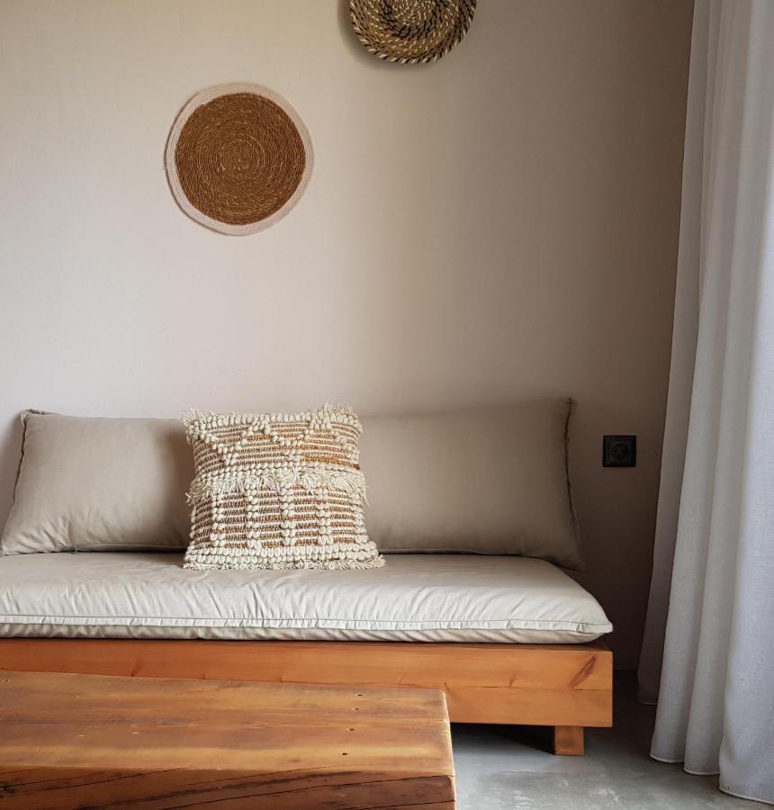 Mira Living Concept Suites Adults Only Kokkini Hani Eksteriør billede