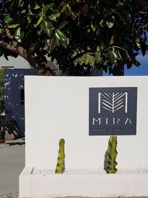 Mira Living Concept Suites Adults Only Kokkini Hani Eksteriør billede